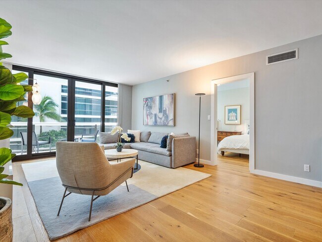 Foto del edificio - 9455 Collins Ave