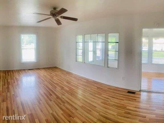 Building Photo - 3 br, 1 bath House - 609 Elmhurst Ln