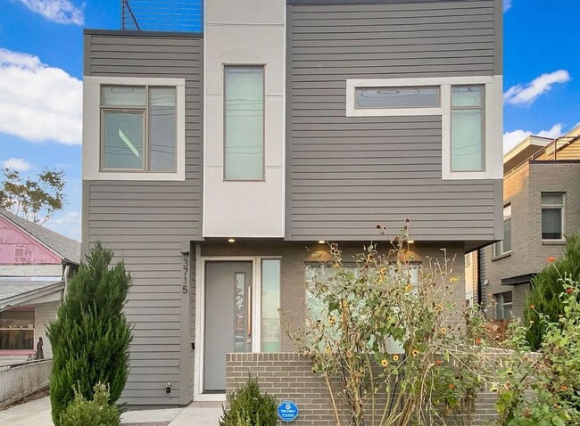Modern 4BD, 3BA LoHi Townhome with Rooftop... - Modern 4BD, 3BA LoHi Townhome with Rooftop...