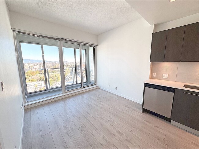 Photo du bâtiment - Centre West - 1505