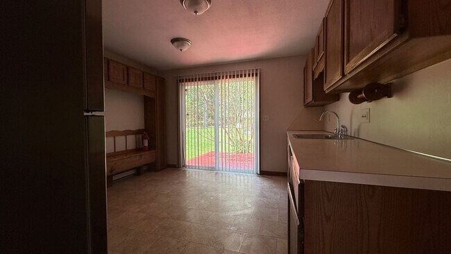 Building Photo - 26 Hunters Hill Cir