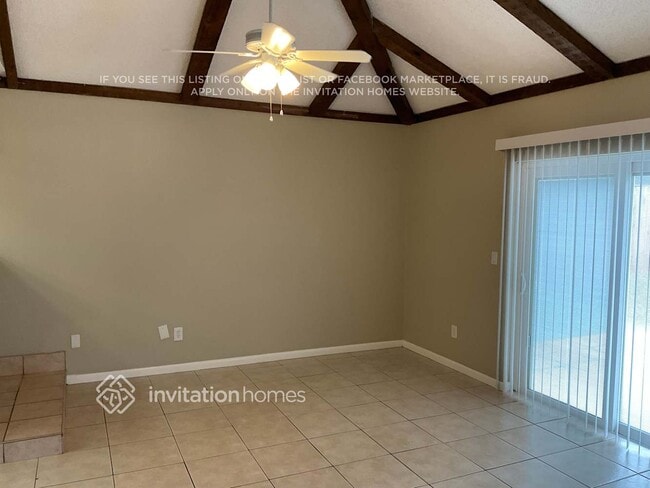 Building Photo - 808 Black Knight Dr