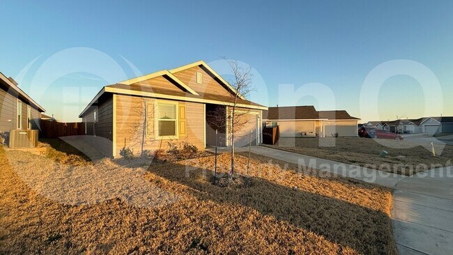 Building Photo - 5924 Nyquist Wy