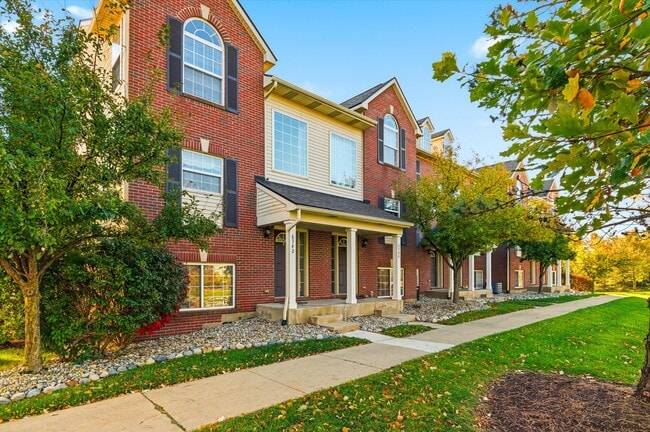 Foto del edificio - 6342 Trumpeter Ln