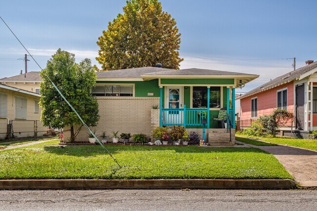 Foto del edificio - 4511 Avenue Q