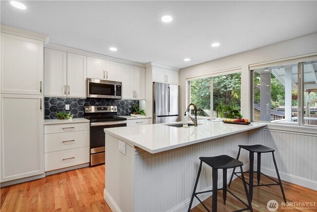Foto del edificio - 3bd/1.75ba Kirkland Home