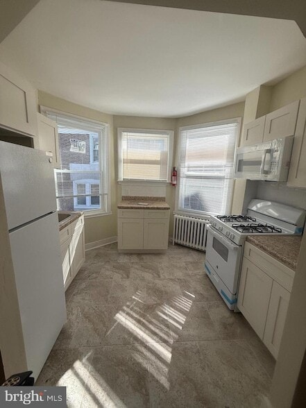 Foto del edificio - 540 00 E Johnson Street Unit 2