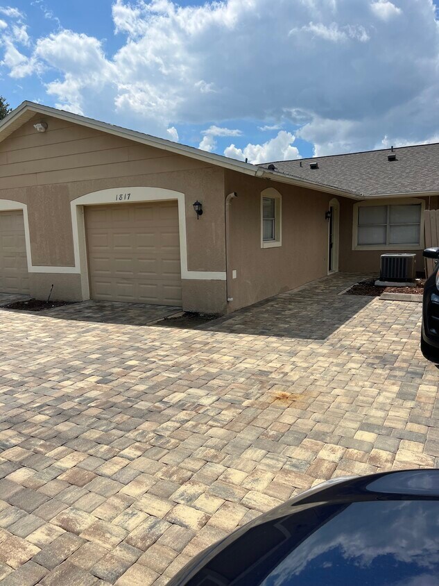 Foto principal - 1817 Fairview Shores Dr
