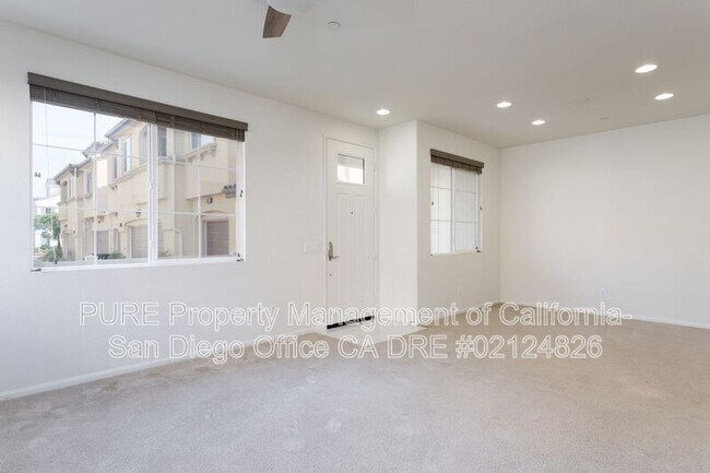 Building Photo - 1435 Egret St