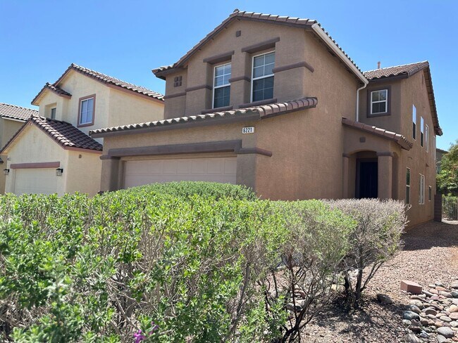 Building Photo - WESTWIND AT PINNACLE PEAK