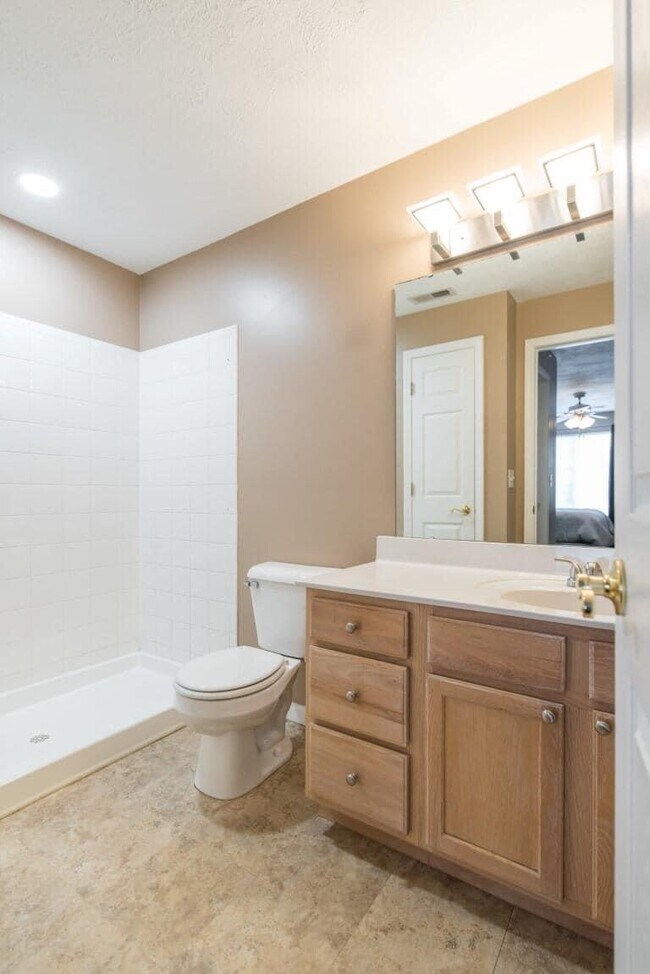 600 Vincent Way Unit 3208, Lexington, KY 40503 Condo for Rent in