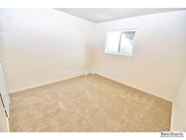 Foto del edificio - 2802 Western Ave