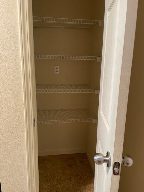 Building Photo - 408 Allyson Dr