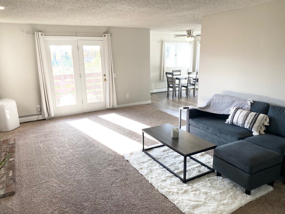 Foto principal - 1220 E 16th Ave