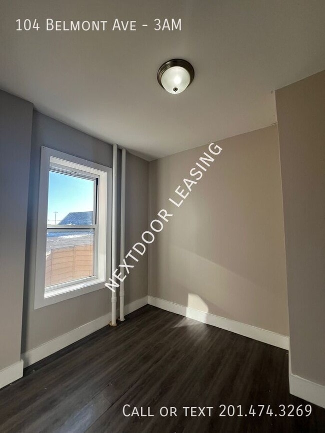 Building Photo - 104 Belmont Ave