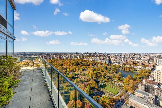 Foto del edificio - 1214 5th Ave