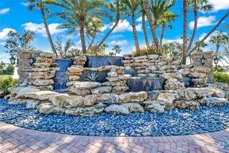 Building Photo - 9327 Glenforest Dr