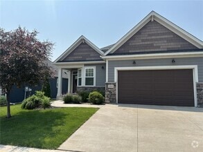 Building Photo - 4565 Zircon Ln N