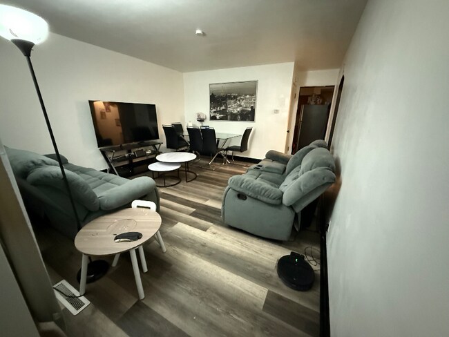 Foto del edificio - 3624 Carolina St