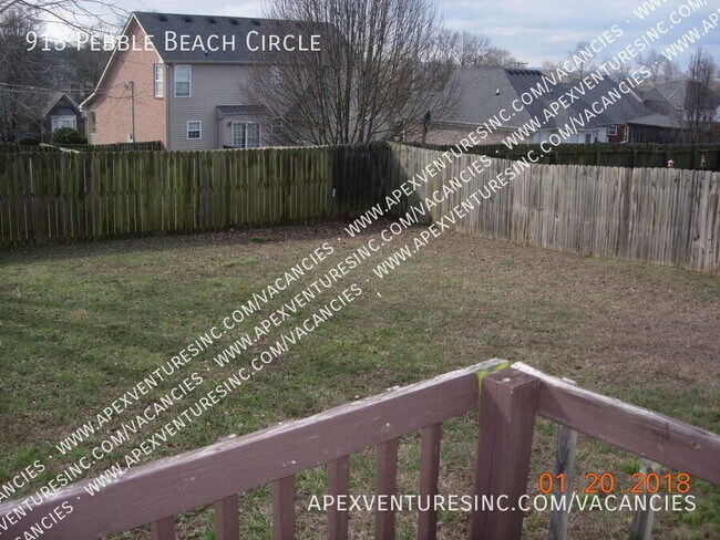 Foto del edificio - 913 Pebble Beach Cir