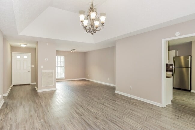 Building Photo - 1024 Countryside Ln