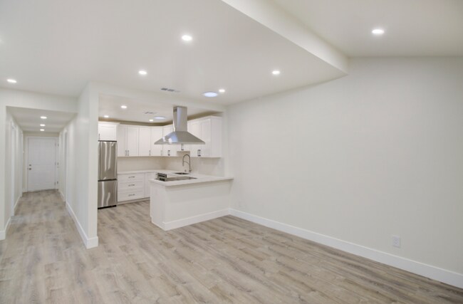 Foto del edificio - 1650 Colusa Ave