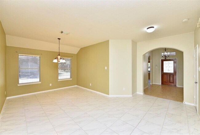 Foto del edificio - 18135 Timber Crossing Ln