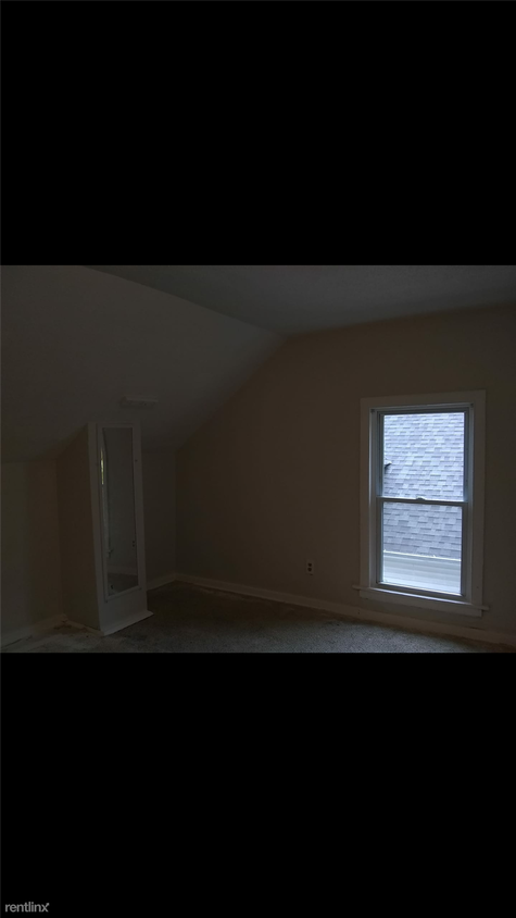 Building Photo - 2 br, 1 bath Apartment - 206 Crown St Fl 3