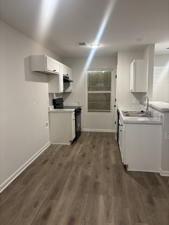 Foto del edificio - 2585 Callie Rd