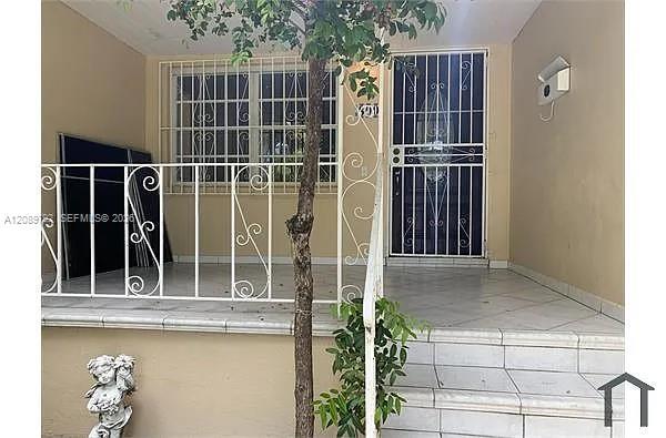 Foto del edificio - 800 SW 25th Rd