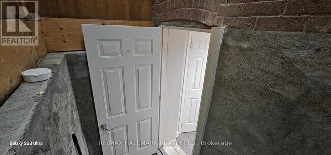 Photo du bâtiment - 283 Bogert Ave