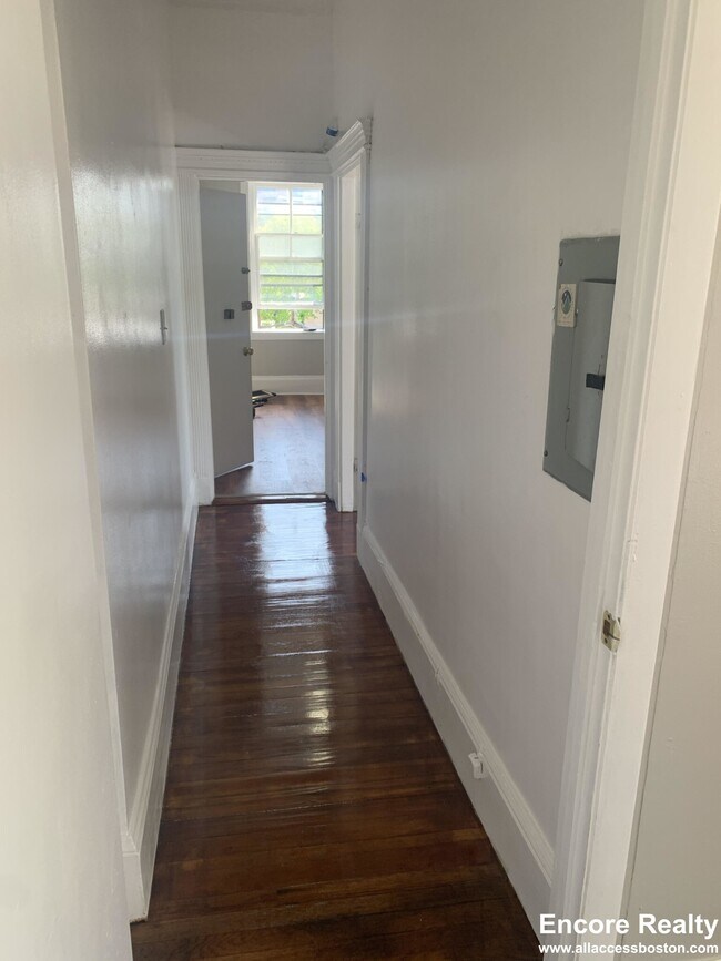 Foto del edificio - 447 Park Dr