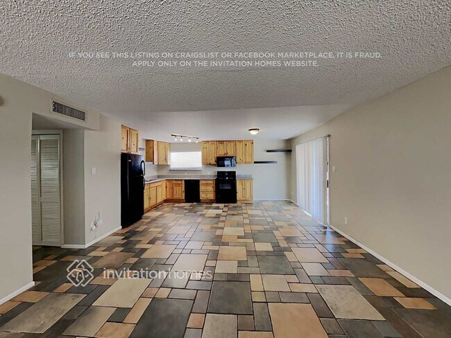 Foto del edificio - 13830 N 47th Ave