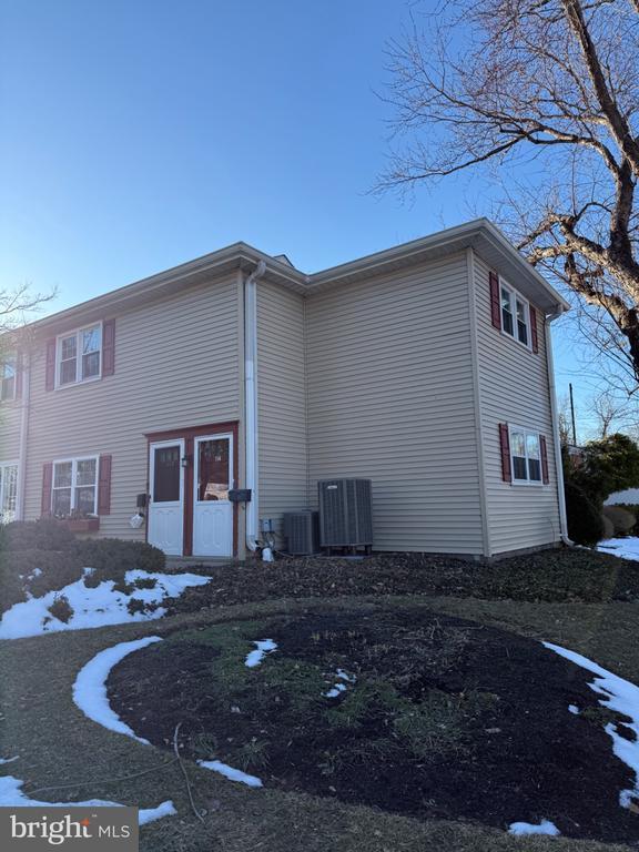 Foto del edificio - 114 Yardley Commons