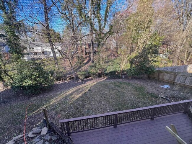 Foto del edificio - Wonderful 3 Bedroom Split Level Home In Sa...