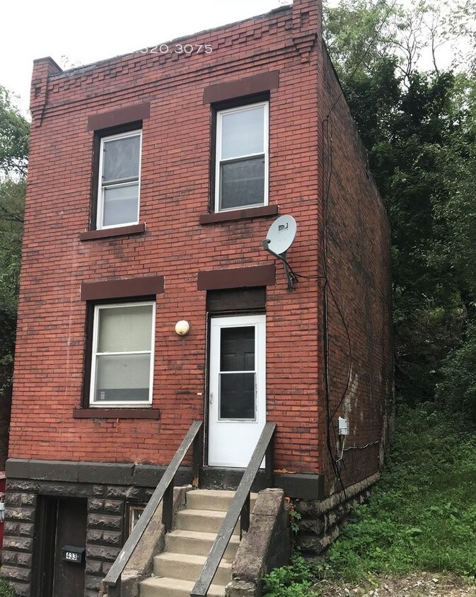 Primary Photo - 433 Flowers Ave