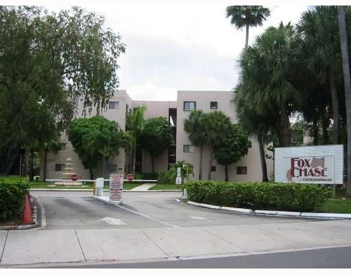 Foto principal - 8615 NW 8th St