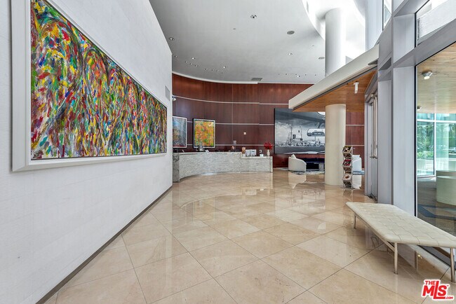 Foto del edificio - 13700 Marina Pointe Dr