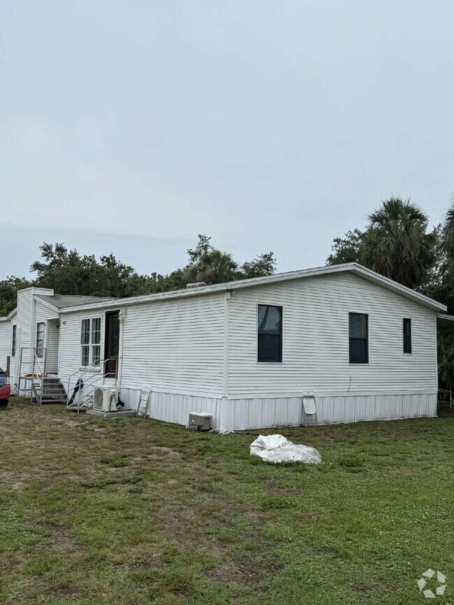 Building Photo - 10839 Cozarts Chalet Dr