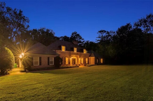 Foto del edificio - 6043 Giles Rd