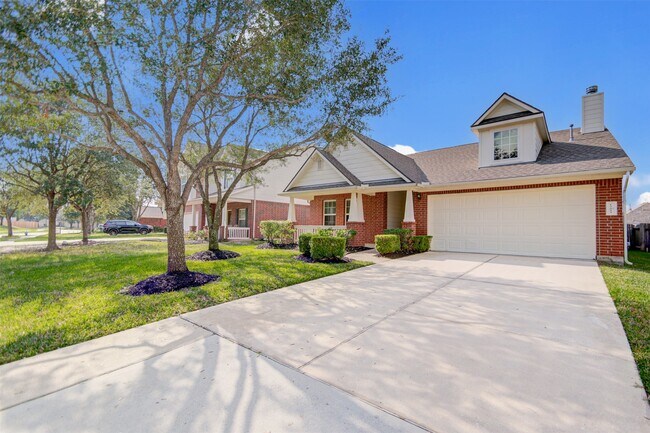 Foto del edificio - 17523 Cypress Orchard Ln