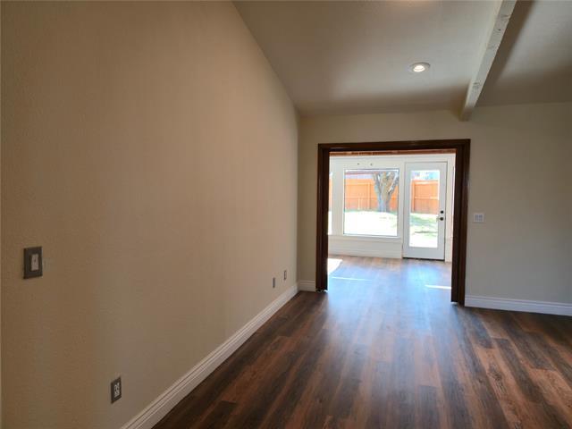 Foto del edificio - 2021 Aliso Rd