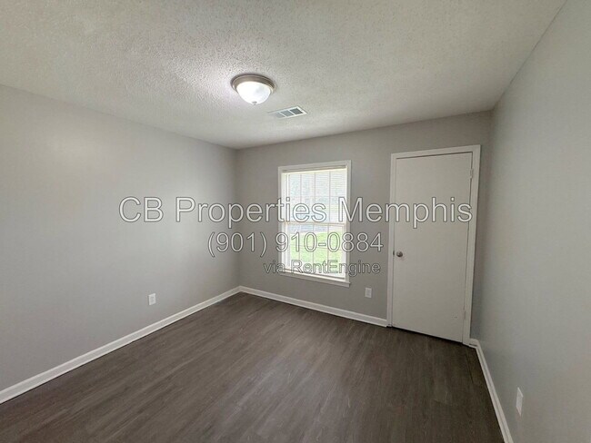 Building Photo - 4872 Burgess Cove