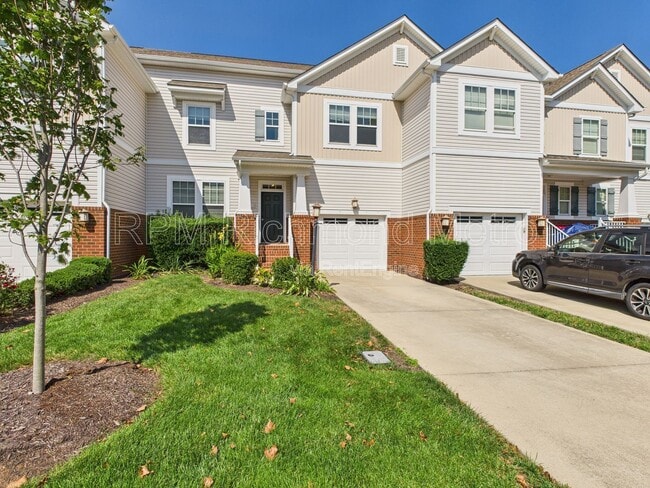 Building Photo - 656 Abbey Village Cir