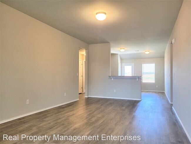 Foto del edificio - 4 br, 2 bath House - 21215 Winding Brook