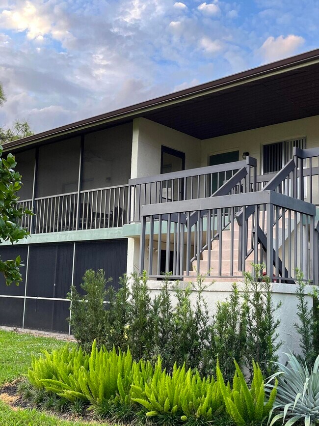 6485 Chasewood Dr Unit G, Jupiter, FL 33458 Condo for Rent in Jupiter