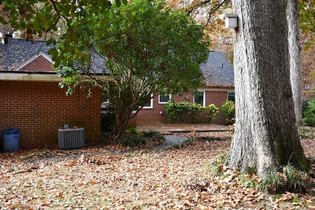 Foto del edificio - HERE SHE IS!!!