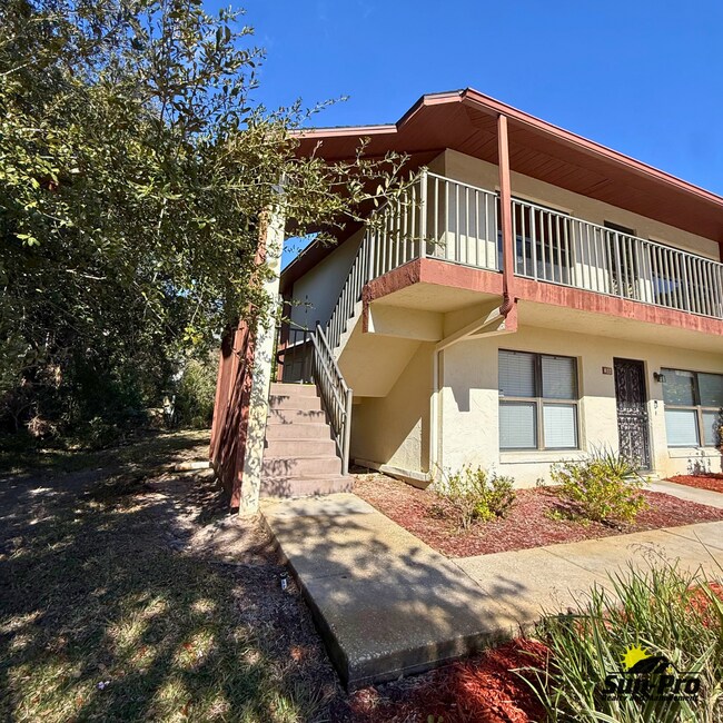 Foto del edificio - 108 Lacosta Ln