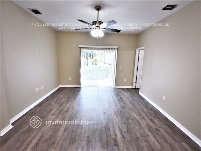 Building Photo - 751 Home Grove Dr