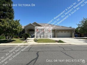 Building Photo - 9213 Lake Victoria Dr